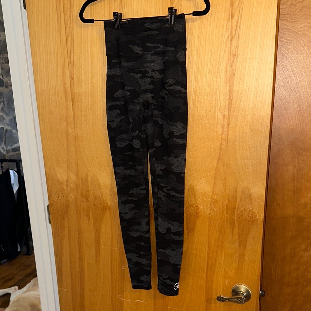 Bombshell Sportswear Gray Camouflage Leggings